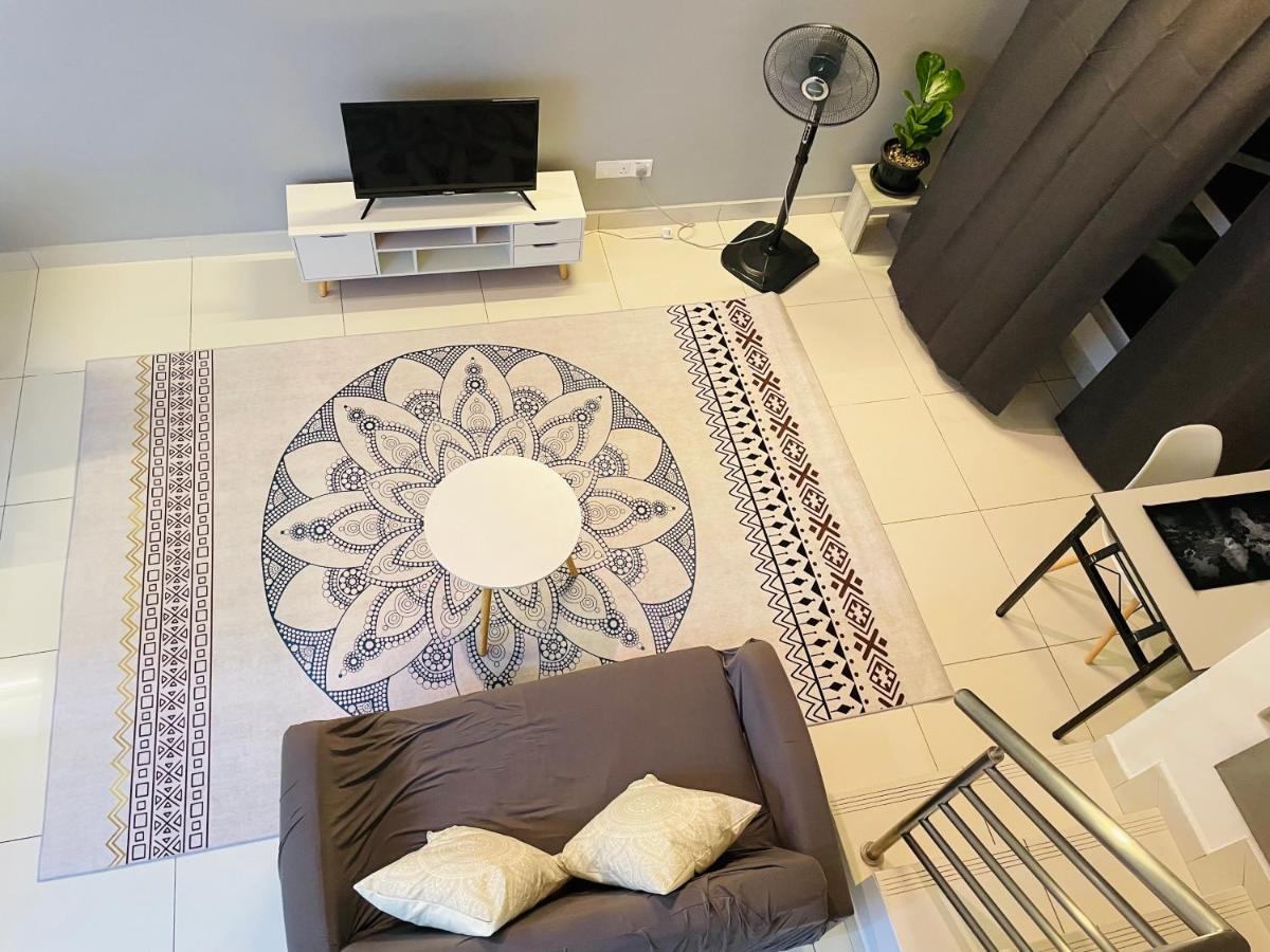 Minimalist Loft2 Decentrum Wifinetflix Kajang Bagian luar foto